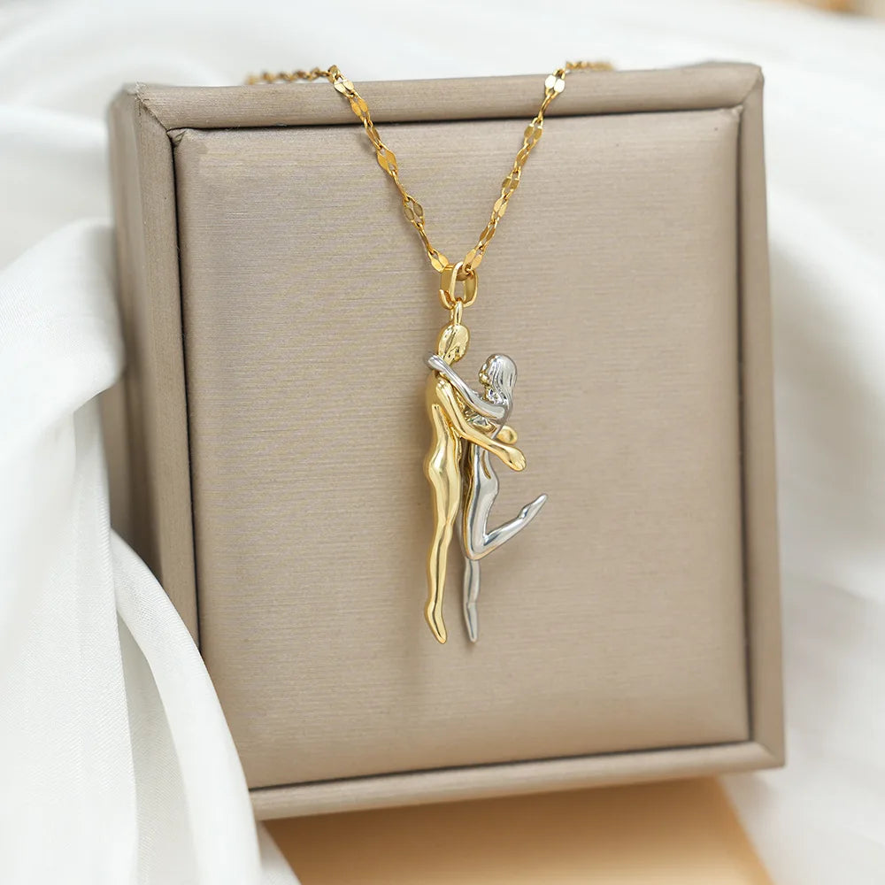 Stainless Steel Chains Couple Hugging Pendant Necklace for Women Men Gold Silver Color Necklaces Lovers Couples Jewelry Gifts
