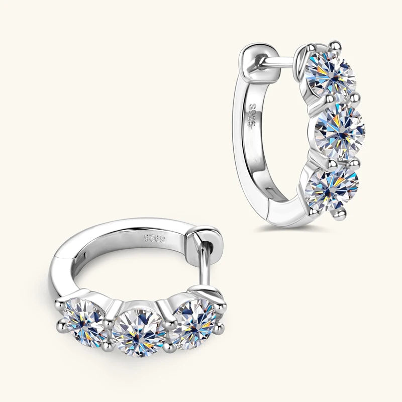 These 925 sterling silver moissanite earrings are luxurious and elegant, perfect for everyday wear.