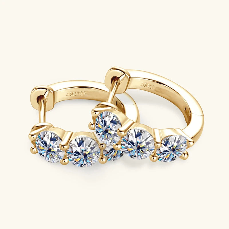 These 925 sterling silver moissanite earrings are luxurious and elegant, perfect for everyday wear.