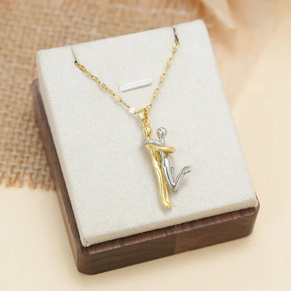 Stainless Steel Chains Couple Hugging Pendant Necklace for Women Men Gold Silver Color Necklaces Lovers Couples Jewelry Gifts