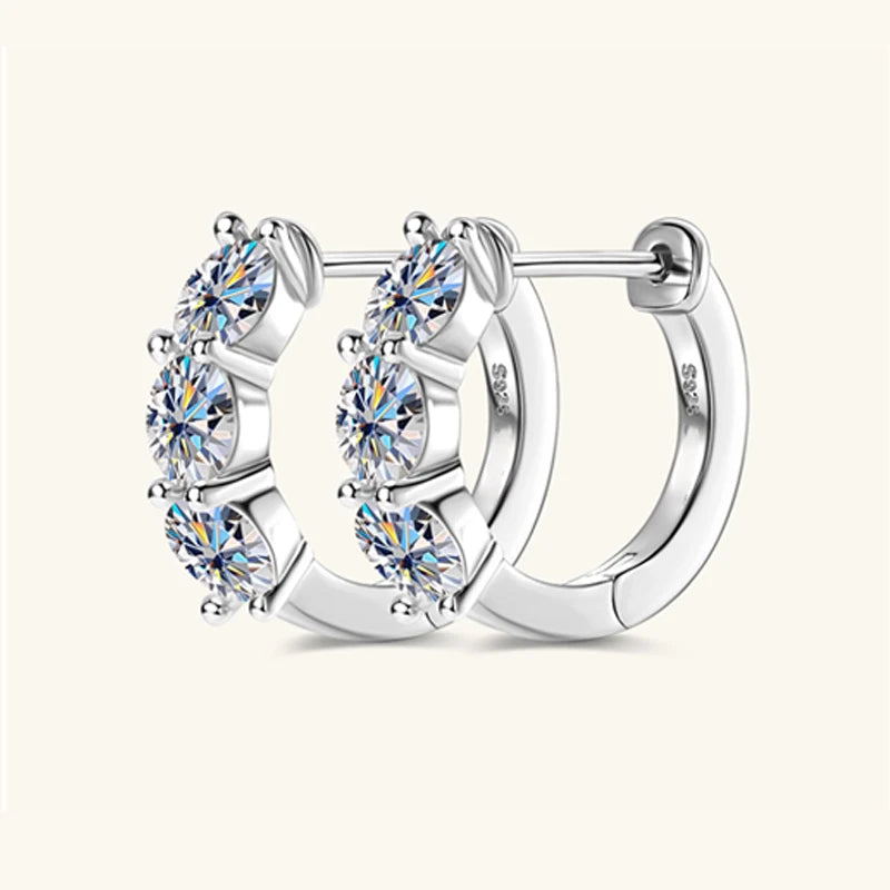 These 925 sterling silver moissanite earrings are luxurious and elegant, perfect for everyday wear.